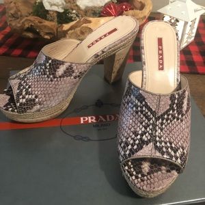 Prada shoes size 37.5